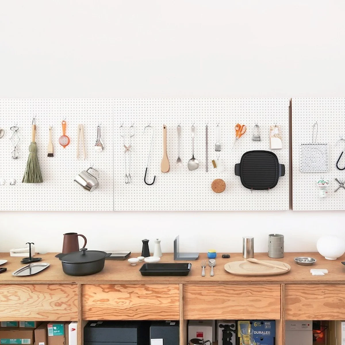 多彩なアイテムを通じてジャスパー・モリソンの世界観に触れる。東京と大阪のstyle department_にてポップアップイベント開催