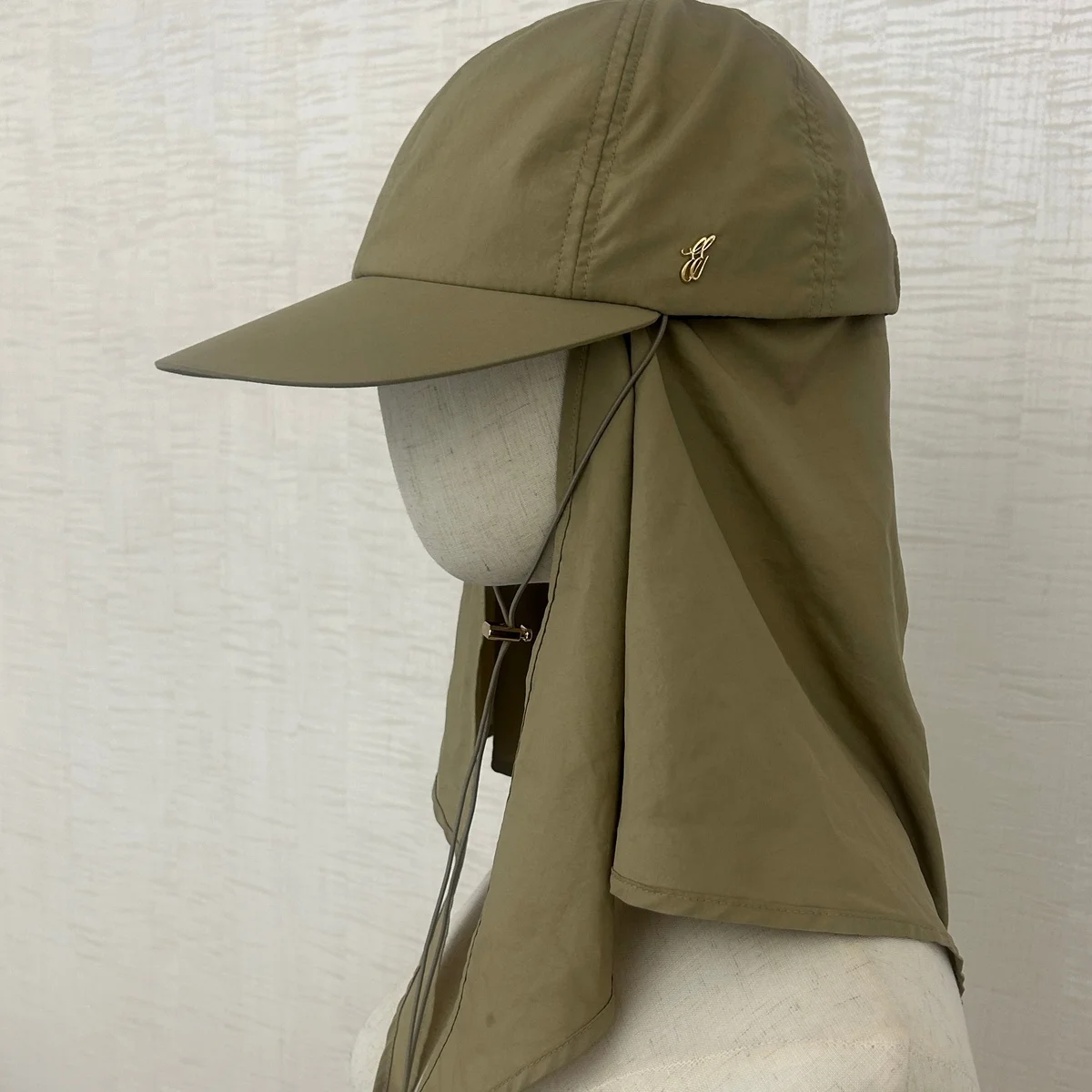 夏フェスでも絶対に焼けたくない大人が頼る“UV神アイテム”。フジロック実録コーディネートをお届け！
