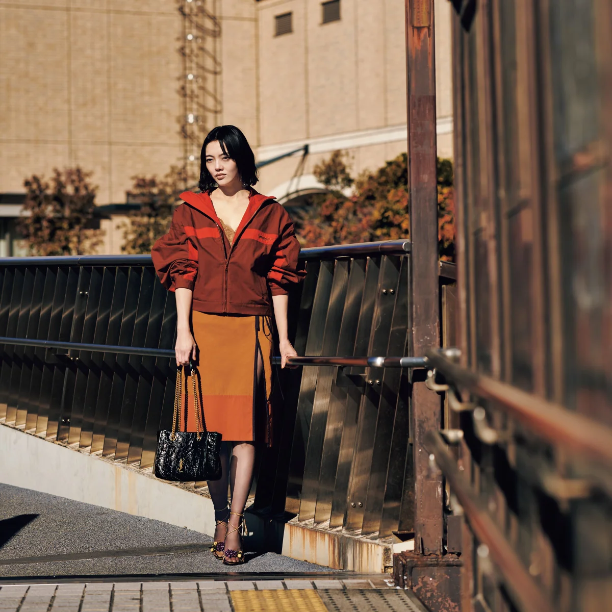 福島リラ　サンローランと待ち合わせ