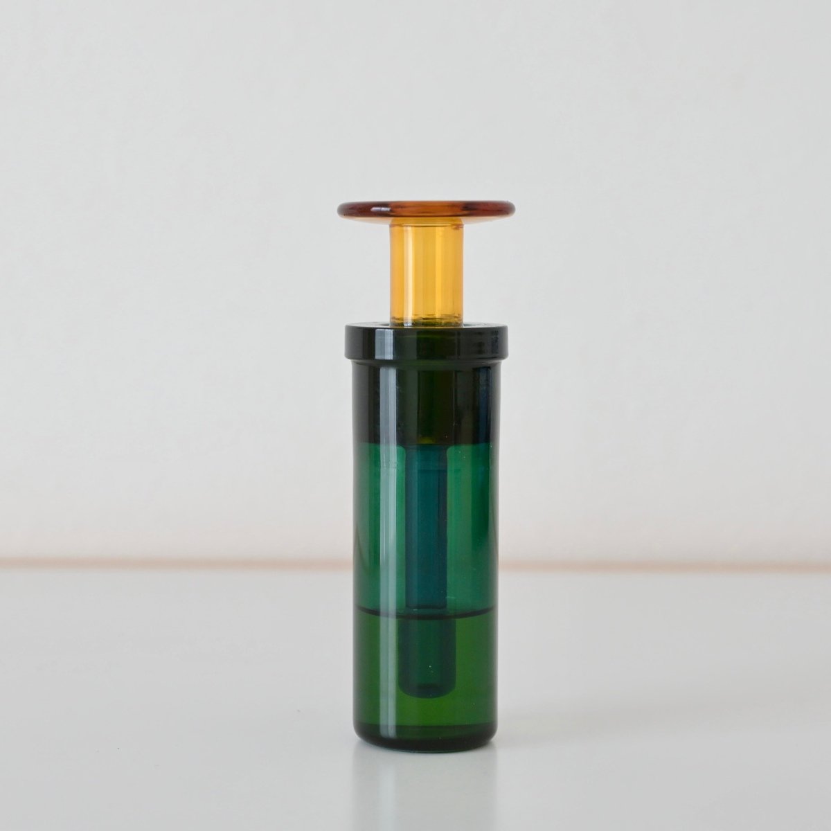 Arpaの香水は、香りの枠を超えた芸術品です