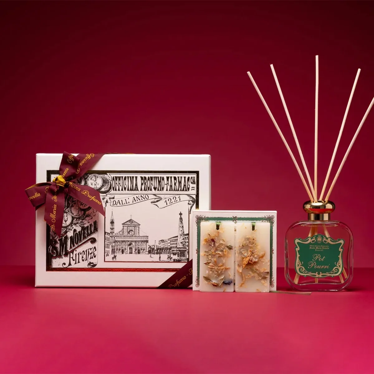 冬の祝祭を彩る、サンタ・マリア・ノヴェッラの香りのギフト