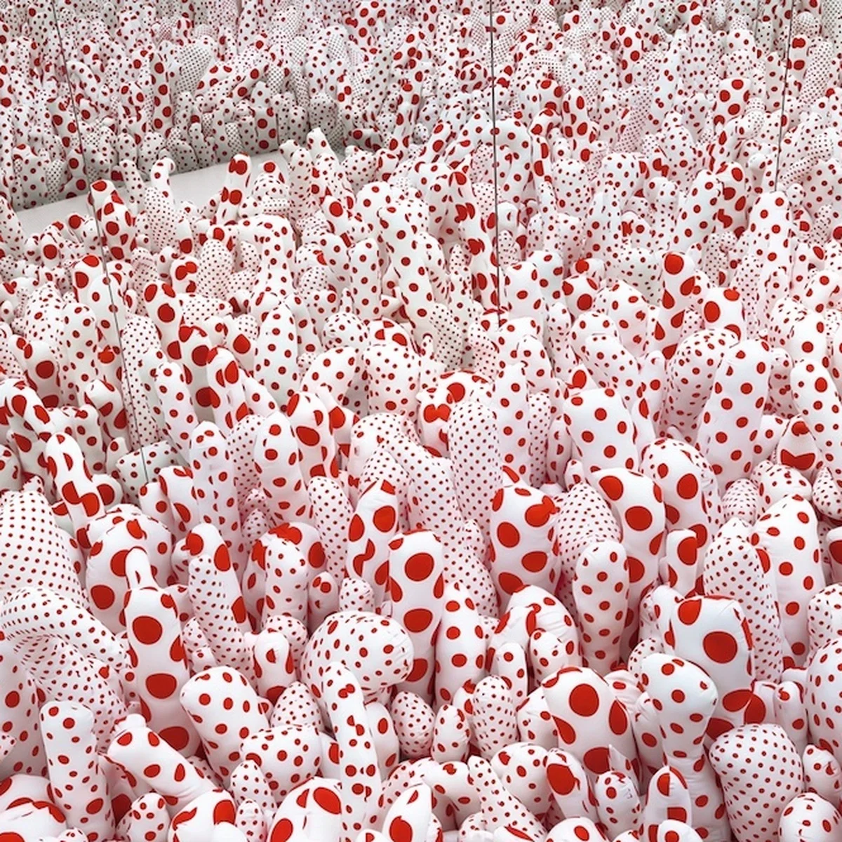 エスパス ルイ·ヴィトン大阪にて草間彌生展「INFINITY - SELECTED WORKS FROM THE COLLECTION」開催