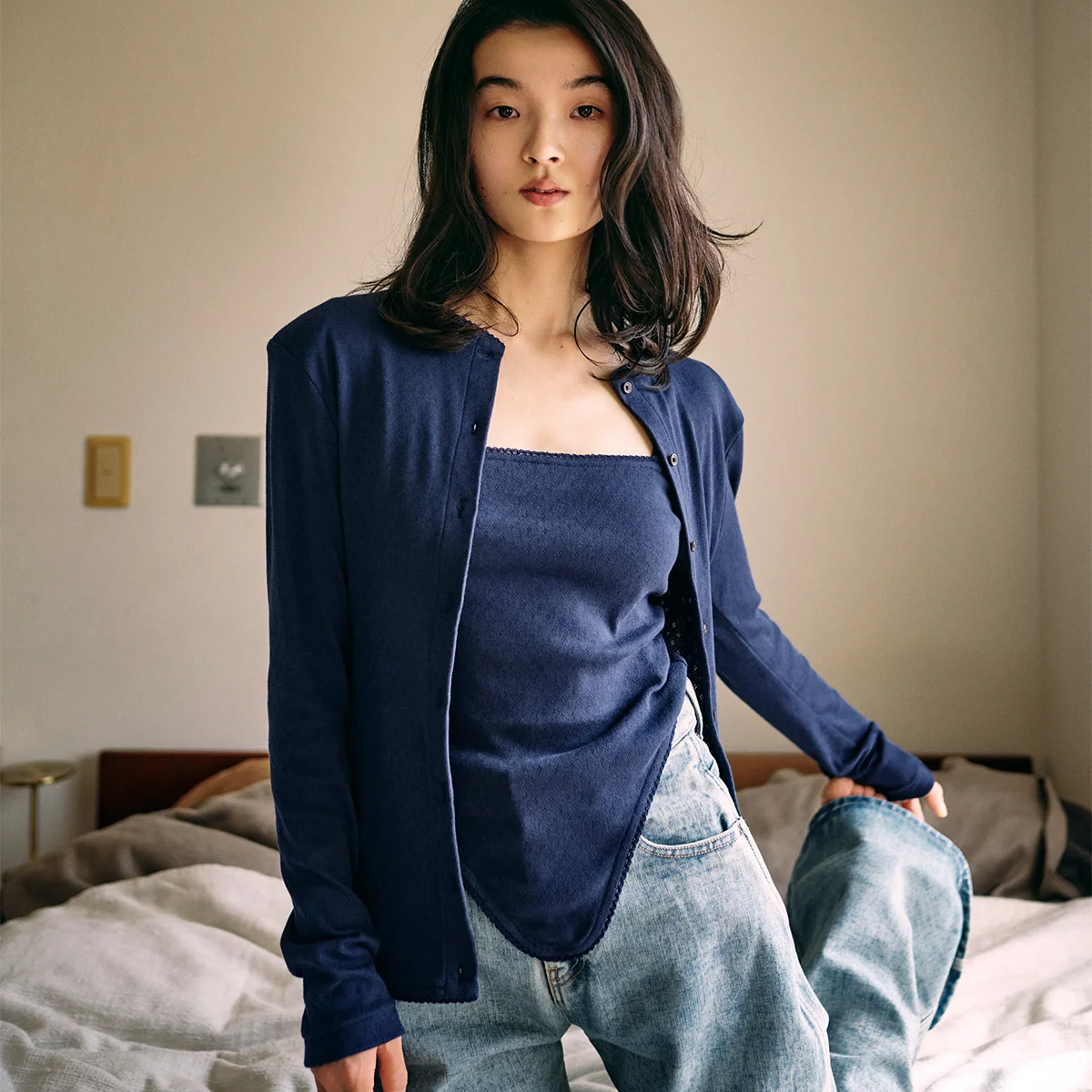 スタイリスト小嶋智子さんとコラボレーション！ 大注目の日本ブランド【pan】のカーディガン＆キャミソール