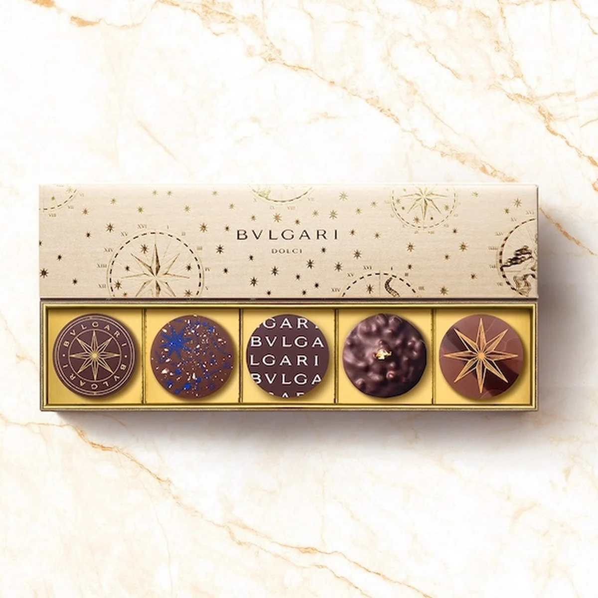 【ブルガリ ドルチ】より、イタリアの伝統を現代的に解釈した「フェスティブシーズン コレクション 2025」が登場