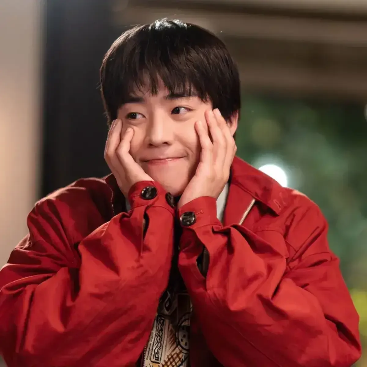 【2026年韓国ドラマ】笑顔の奥に、まだ溶けない涙があり！ 大型犬系男子の癒しラブコメ #君きら