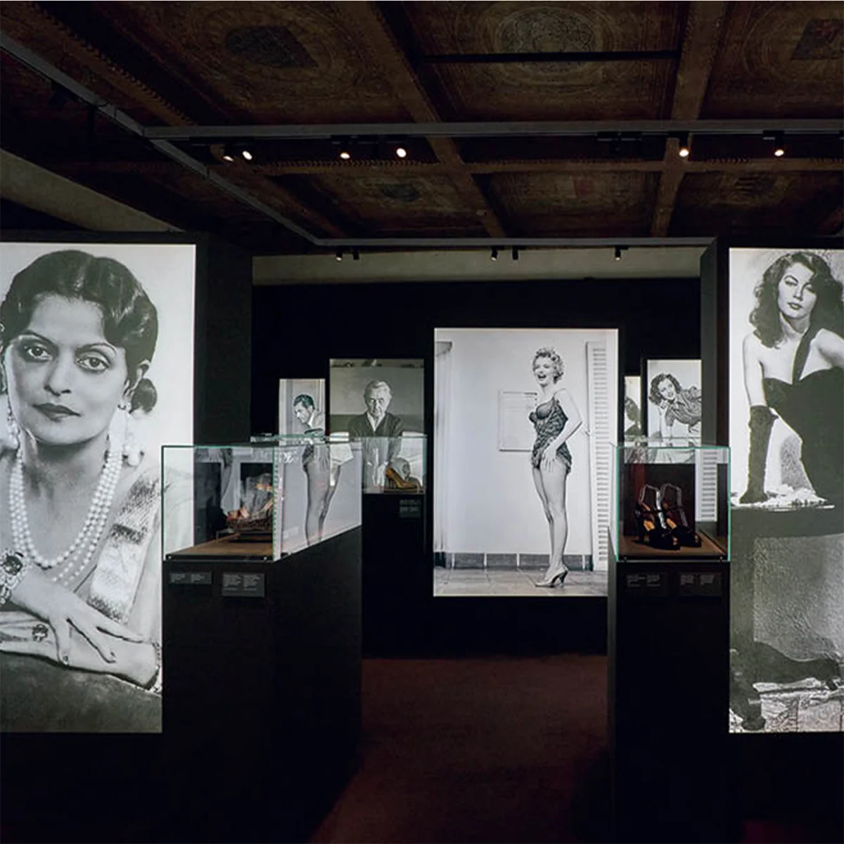 古都フィレンツェで、フェラガモの魂を感じる