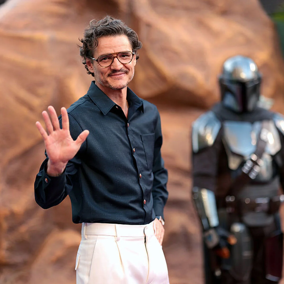 #スターウォーズ  主演【ペドロ・パスカル】中年でスターに。亡命と母の死を乗り越えた奇跡の遅咲き  #マンダロリアンアンドグローグー
