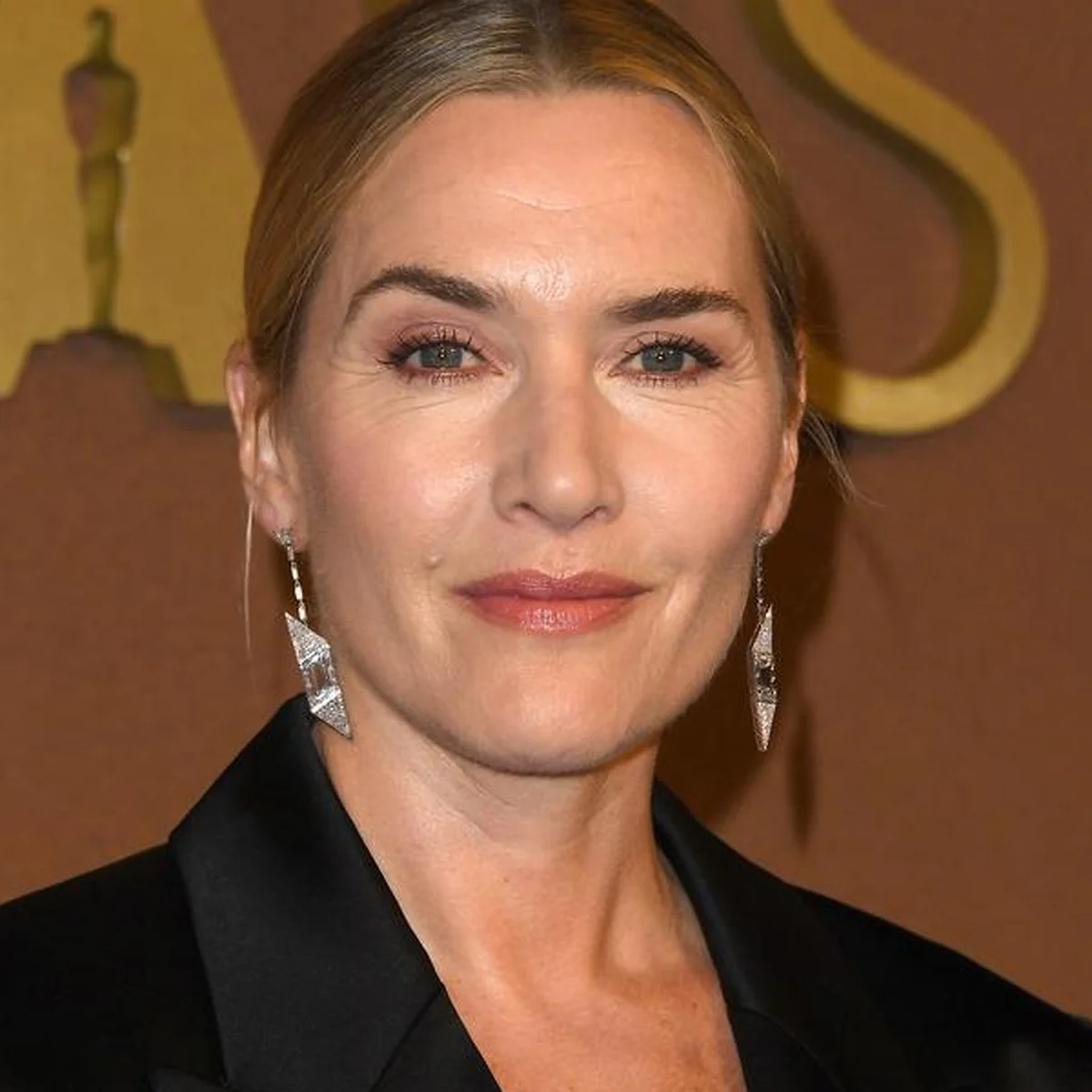 『タイタニック』俳優のケイト・ウィンスレットが美容整形を激しく非難。「人の自尊心が外見に縛られていることが恐ろしい」などと語る