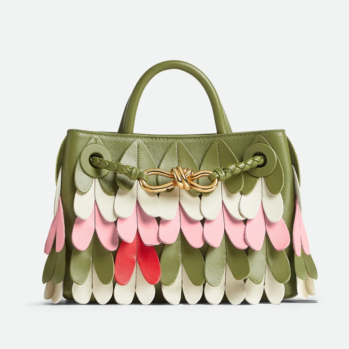 【ボッテガ・ヴェネタ】からハートモチーフのバッグやウォレットが発売！ バレンタインにぴったりなコレクション