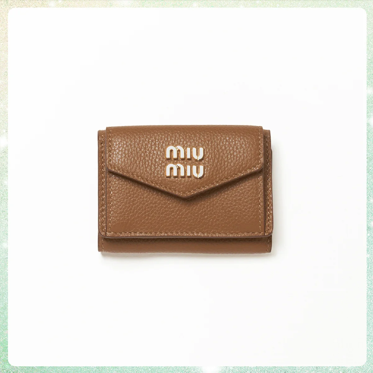 【ミュウミュウ】（miu miu）の財布・カードケース5選｜毎日をごきげんに過ごすための相棒ウォレット！