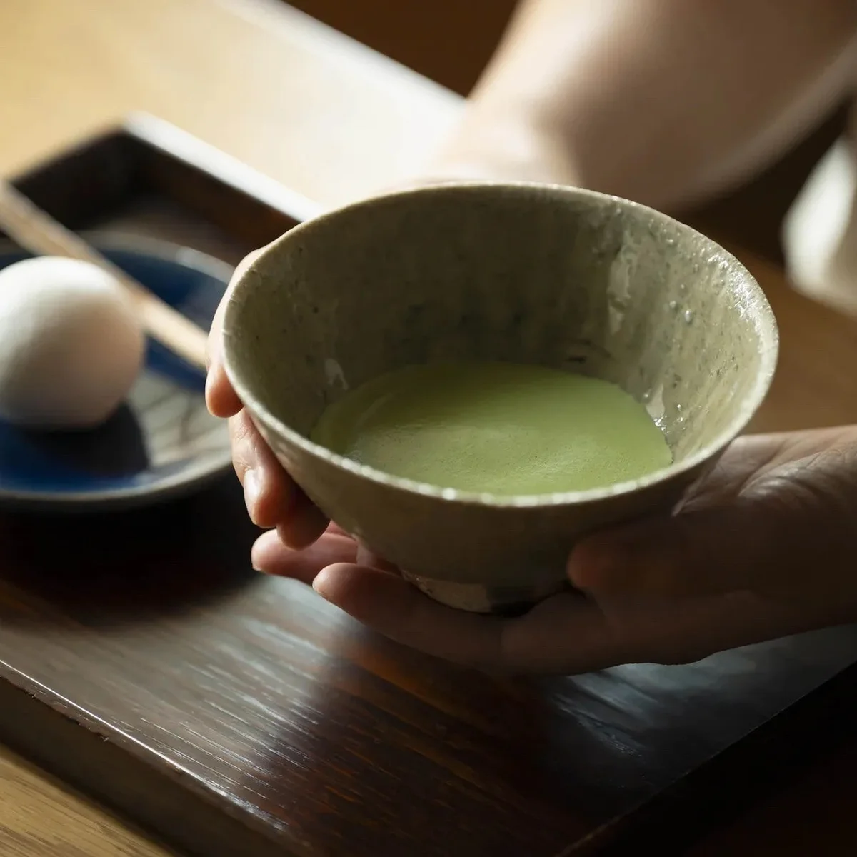 都会の中で静かにお茶と向き合う時間を。「一保堂茶舖 青山店」、南青山にオープン