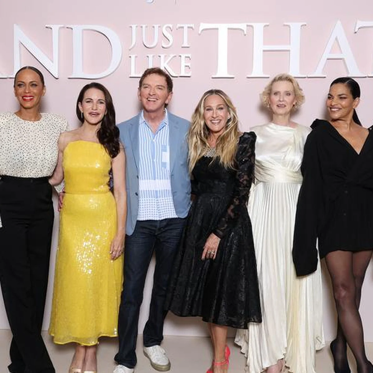 『セックス・アンド・ザ・シティ』続編打ち切りの悲報に、サラ・ジェシカ・パーカーはじめキャストが想いを吐露。サマンサ役キム・キャトラルの投稿も憶測を呼ぶ