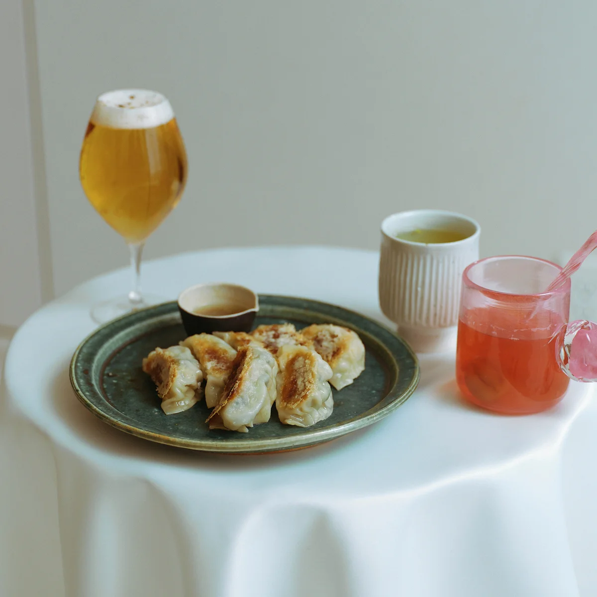  【長谷川あかりさん】年末ホームパーティレシピ！ 簡単おしゃれな“香り系カクテル＆おつまみ”講座