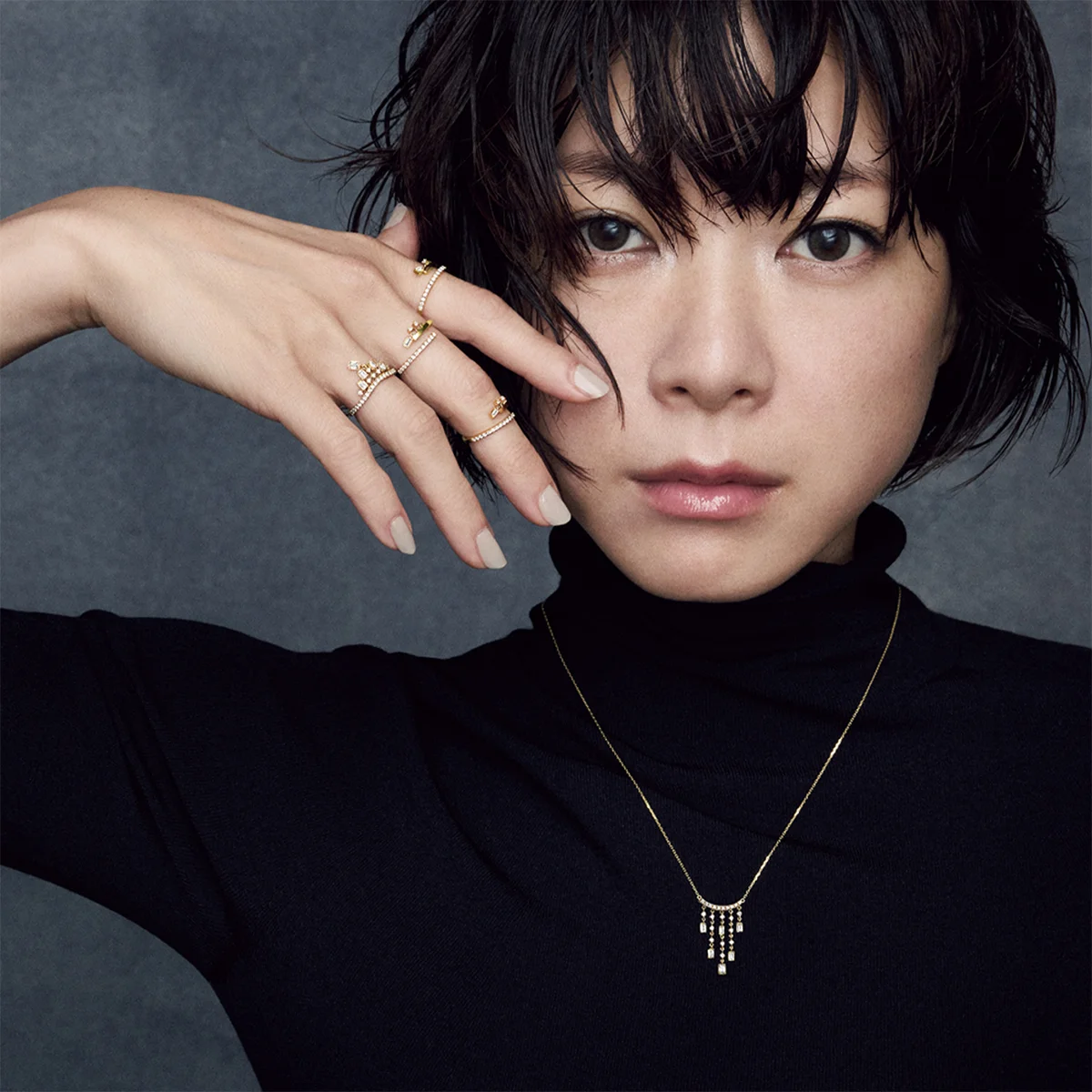 AHKAHの新章がはじまる　上野樹里がまとう自由への輝き