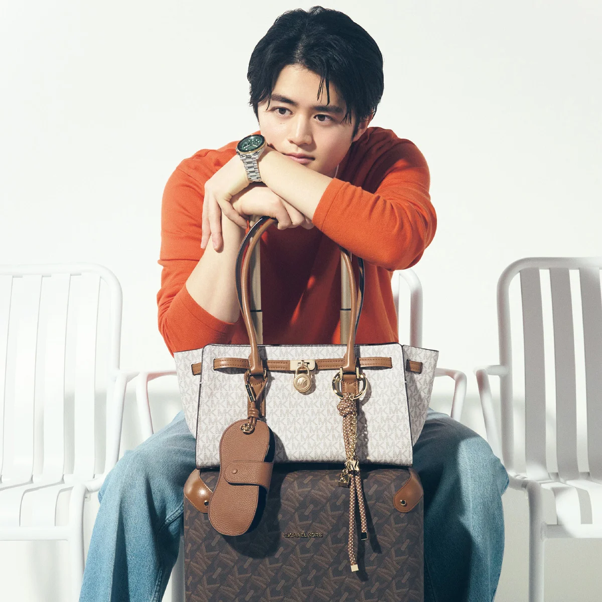 MICHAEL KORSのアイコンバッグが導く新しい季節