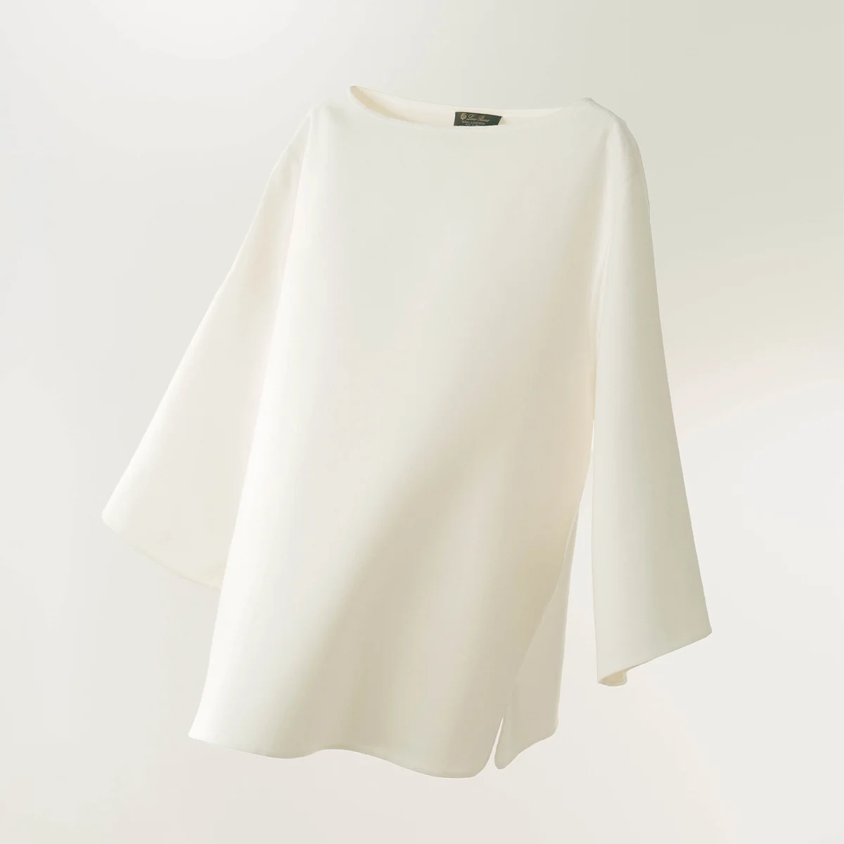 最上級にリュクスな素材が誕生！　その名は「ロロ・ピアーナ・ロイヤル・ライトネス®」