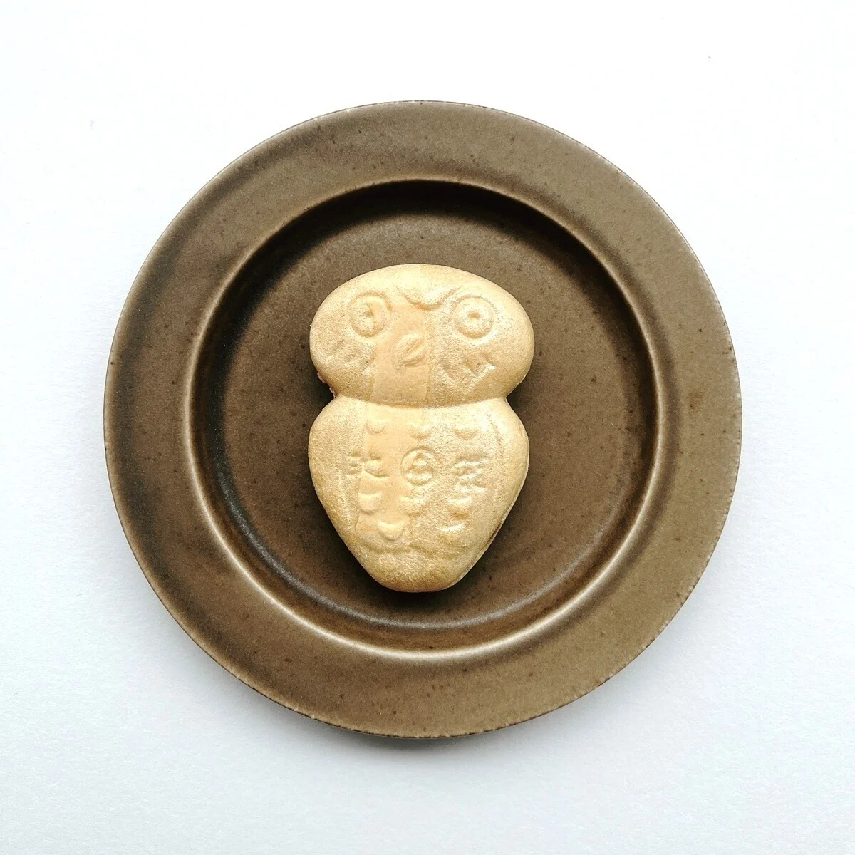 福を呼ぶ、池袋のアイコン最中！ 【三原堂｜池ぶくろう最中】