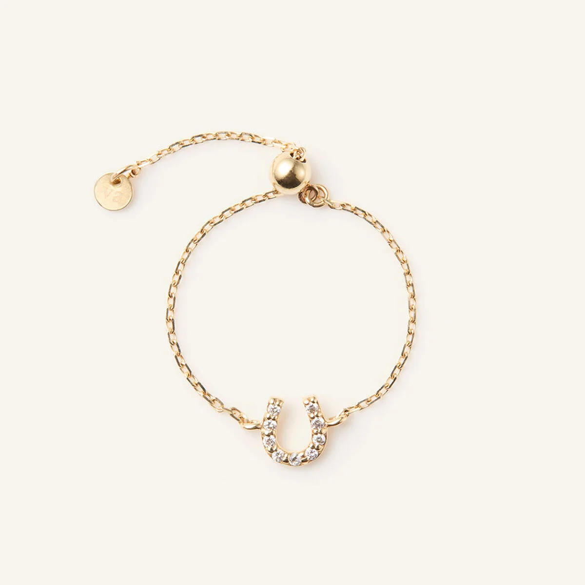 【ヴイエー ヴァンドーム青山】2026年は“馬”くいく！ 午年を祝して、馬蹄をモチーフにしたジュエリーが登場