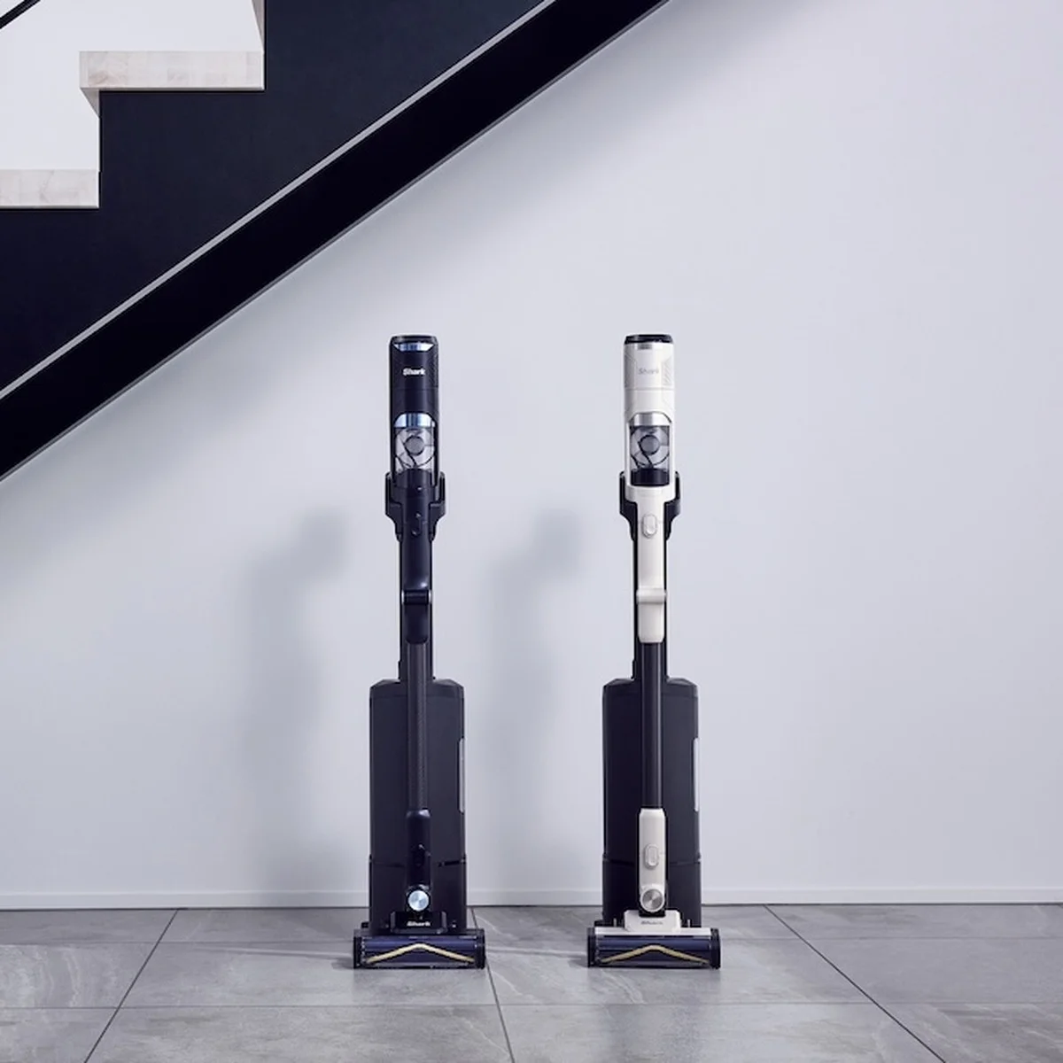 【シャーク】からコードレススティッククリーナーの新フラグシップモデル「Shark PowerClean 360 PRO」 が登場