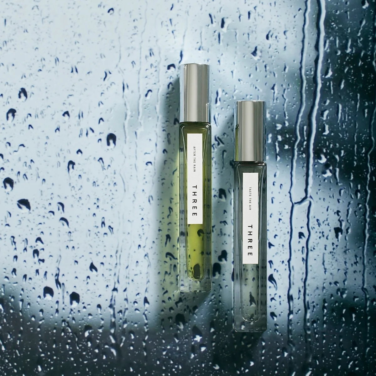 【THREE】「エッセンシャルセンツ」に新作。“雨”の季節のマインドセットに効く2つの香りが登場