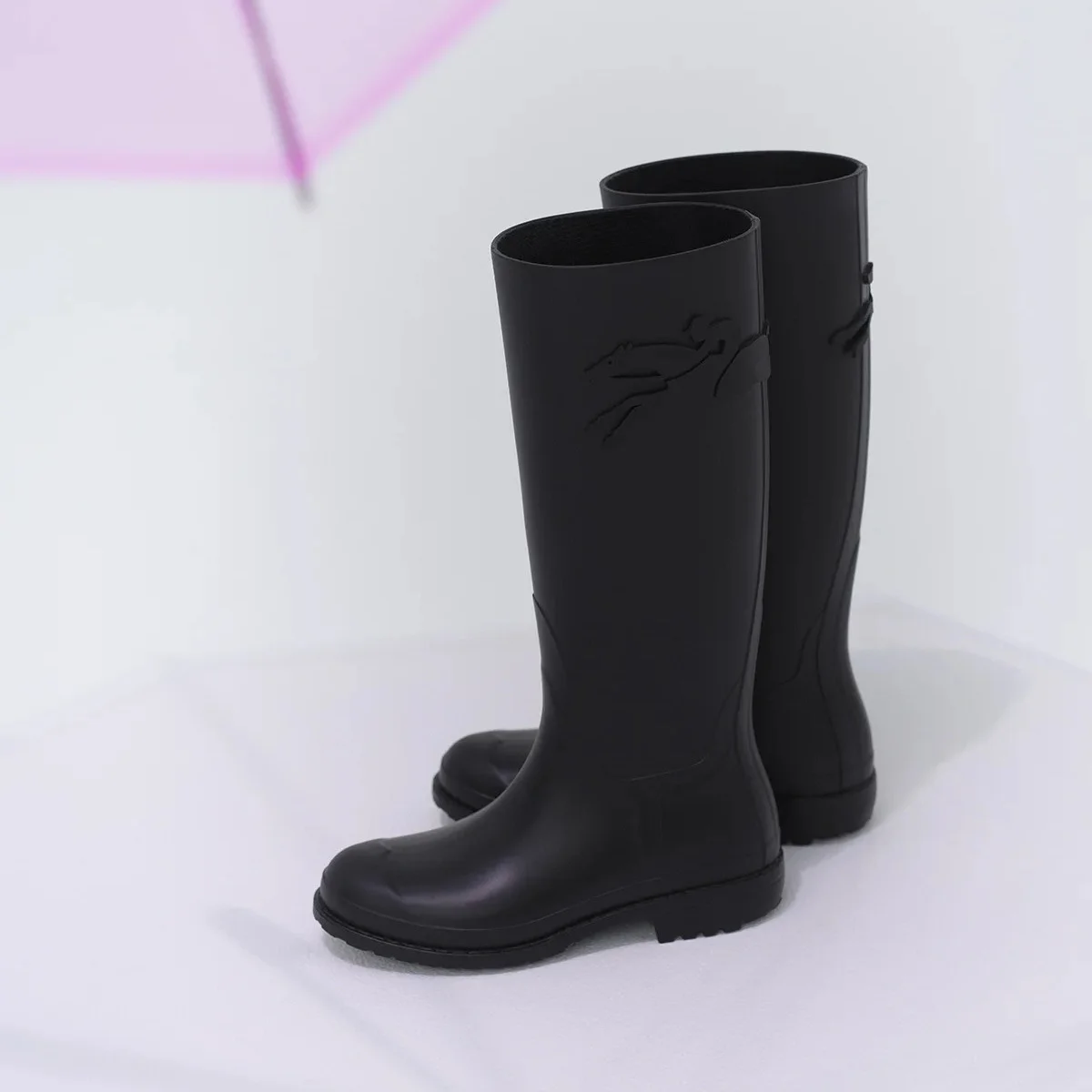 【レインアイテム・2025】梅雨のおしゃれに！ ハイセンスなレイングッズ7選【ザ・ノース・フェイス】【ハンター】【モンベル】etc.
