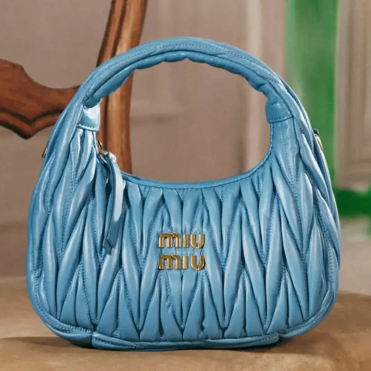 【ディオール】【セリーヌ】など、新作バッグ3選！ ニューアイコンや新色がラインナップ