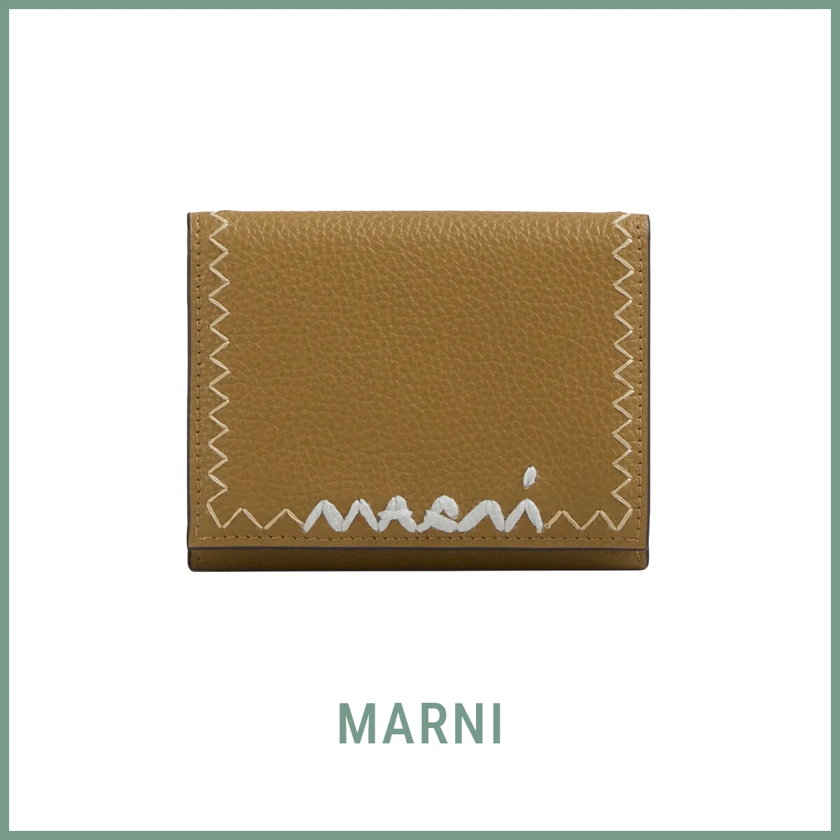 【マルニ】の財布。クラフト感満載のステッチにキュン♡