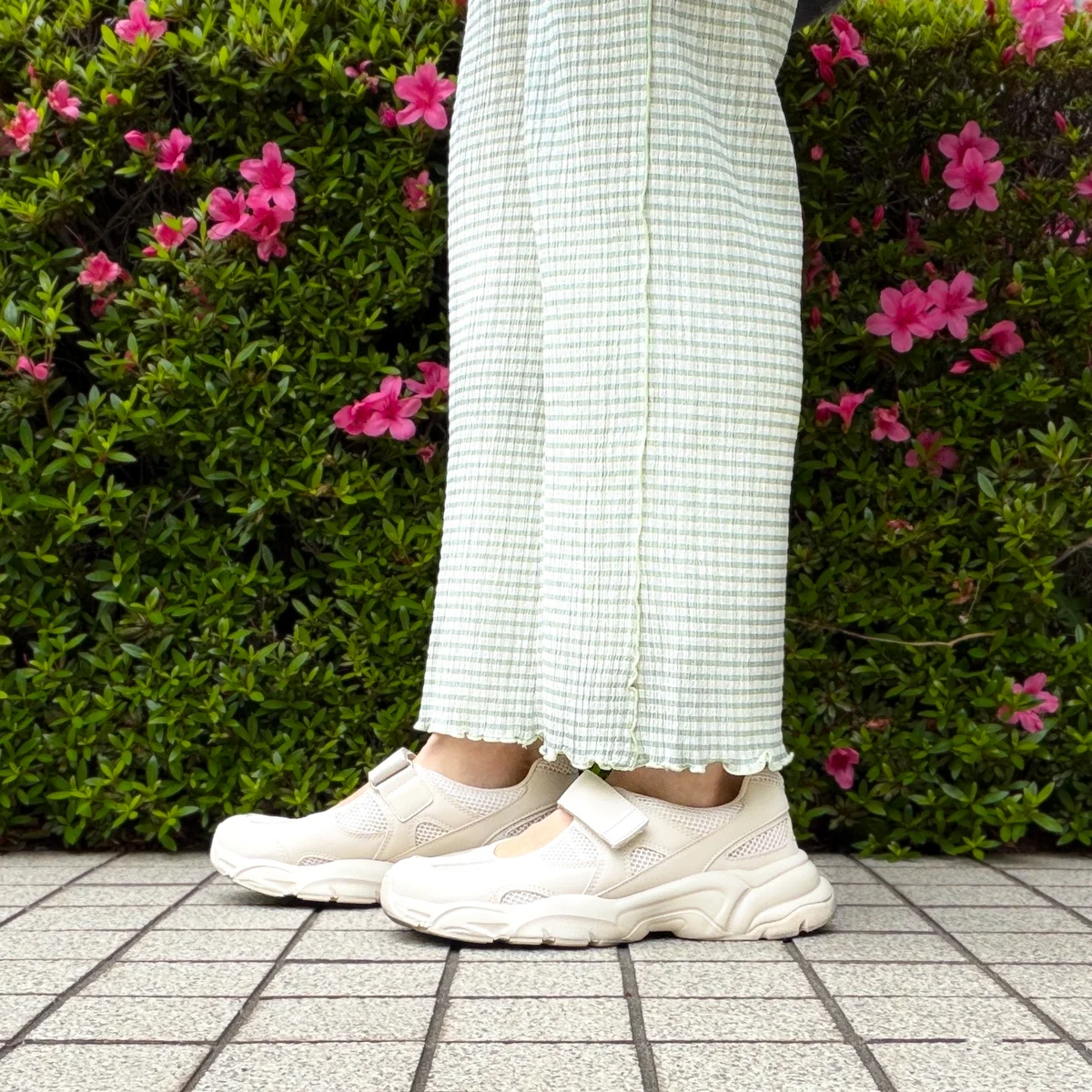 夏を変える一足！ 【ZARA】のテクニカル白スニーカーは、4,990円で驚きの完成度