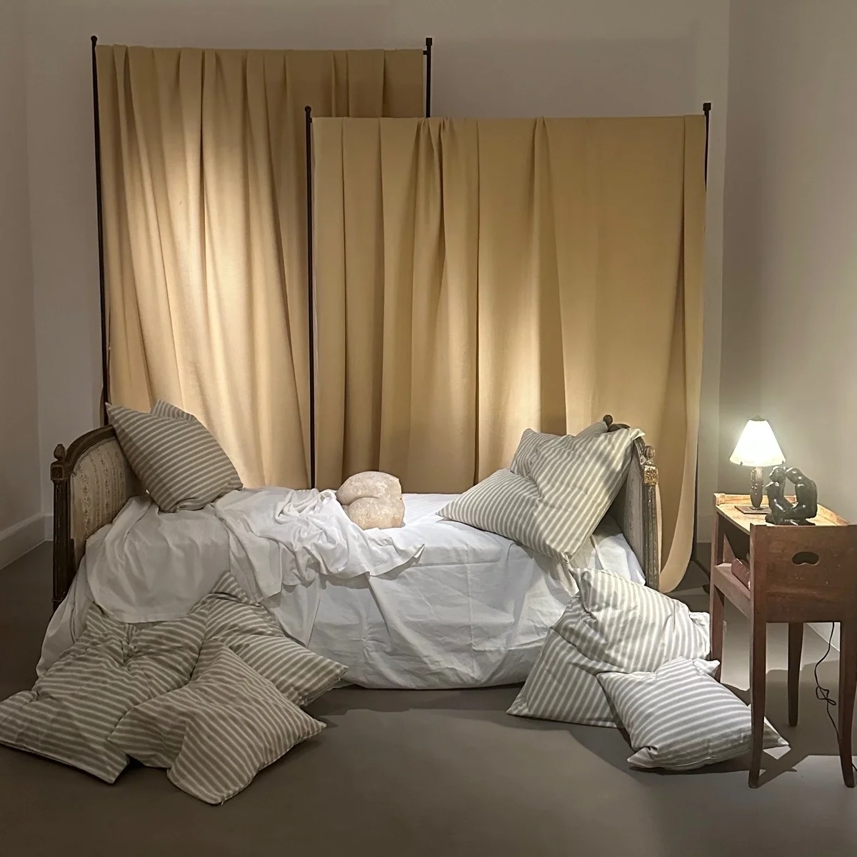 【ディオール】から【ジャックムス】まで。パリで今見たい、モードとデザインの展覧会