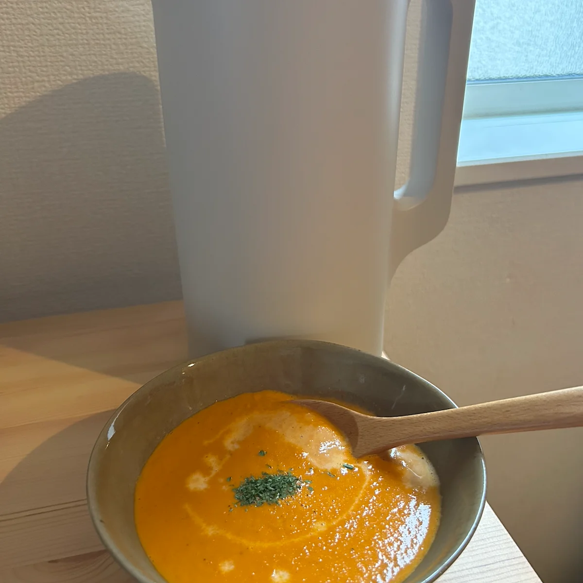 2025年のマイ・ベスト・キッチン家電は、【レコルト】の自動調理ポットでした