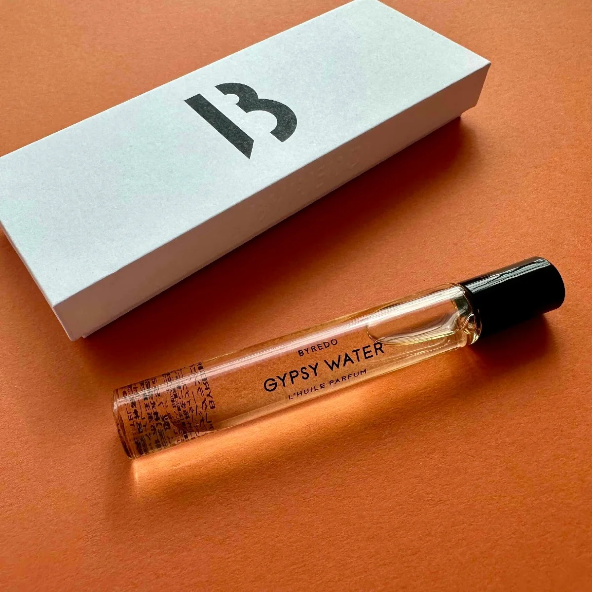 ロールオン香水なら、【BYREDO（バイレード）】のウッディな香りを持ち運べる！ #深夜のこっそり話 #2130