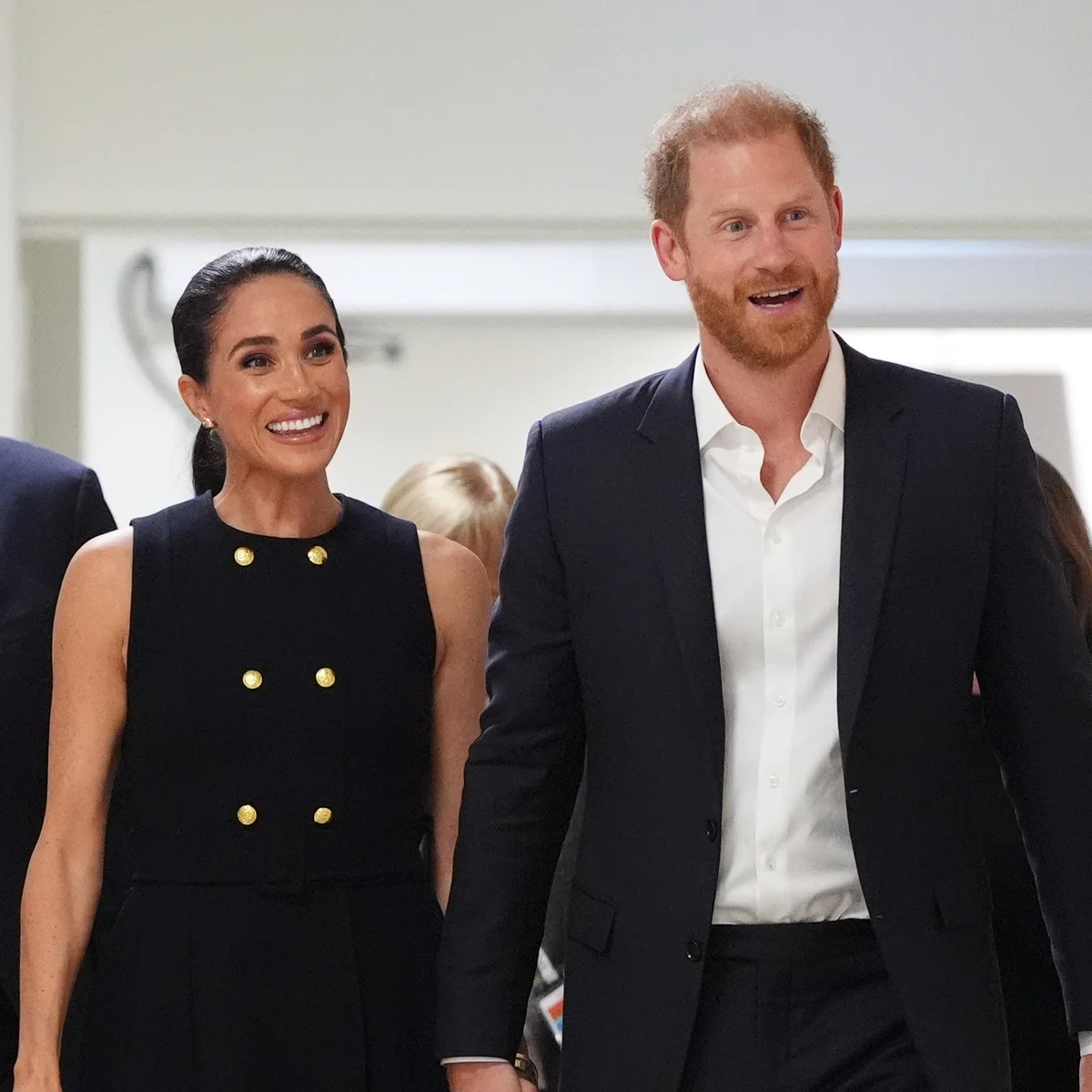 王室気取りの訪問に批判噴出？メーガン妃、オーストラリアをATM扱いかという声もあり、約30万円リトリートが完売せず