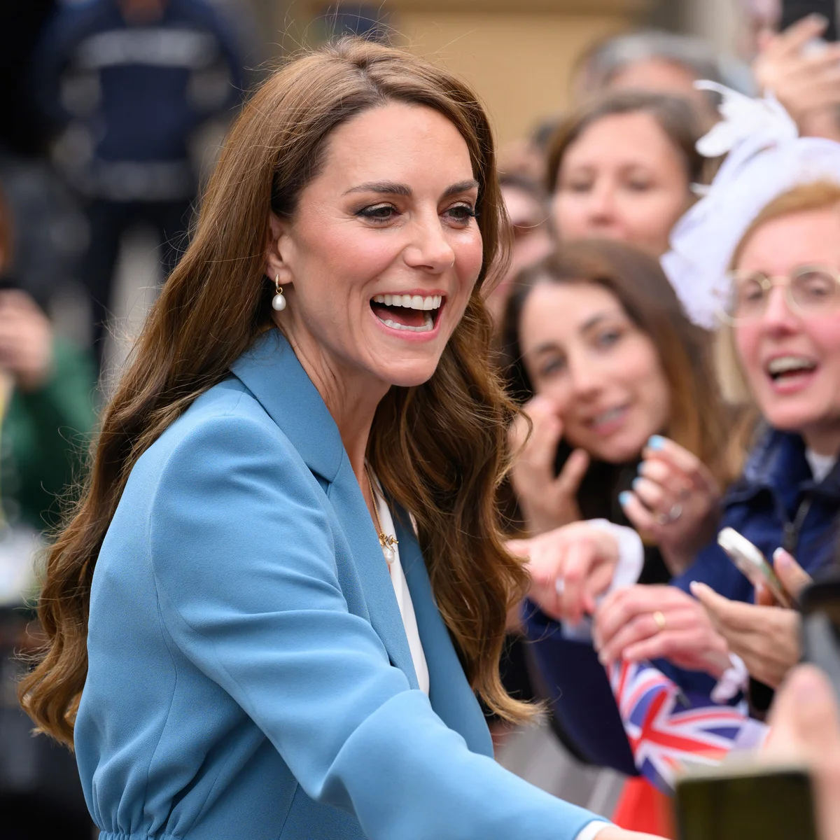 キャサリン皇太子妃、がん寛解後初の海外公務へ。イタリアで圧倒的人気を証明！