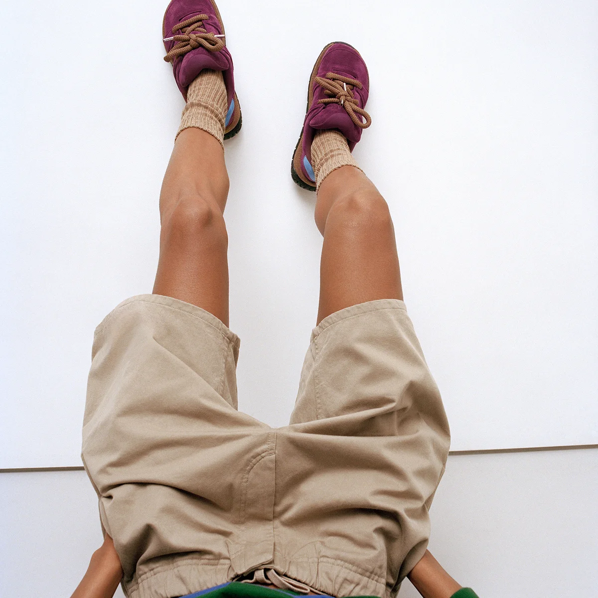 【ビルケンシュトック 1774】人気コラボ第2弾！ 都会的なムードをまとった最新モデルが登場