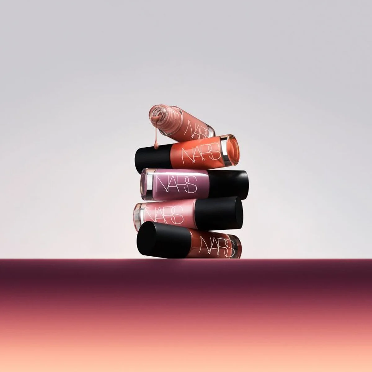 【NARS】新作リキッドチーク誕生！ オーガズムを含む全16色が“感情まで照らす血色”を表現