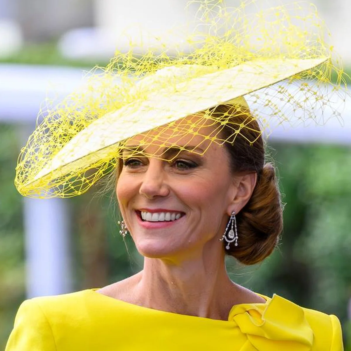 キャサリン皇太子妃、英三大名峰を24時間で踏破！ 車椅子の少年との交流にも称賛の声