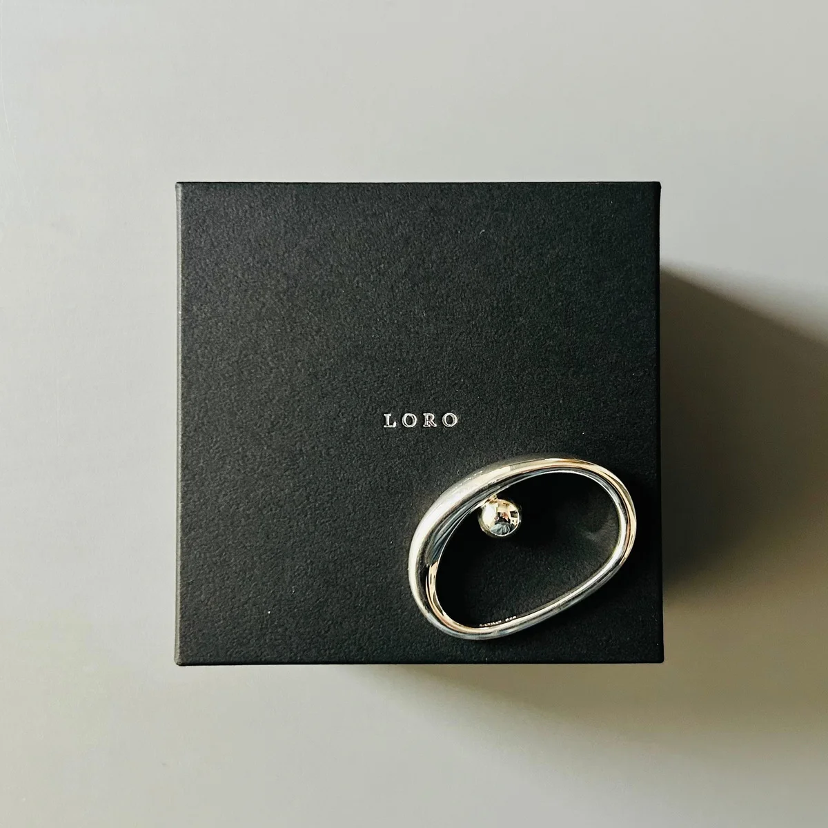 【LORO(ロロ)】のシェイプリングは、誰かに贈りたくなるジュエリー