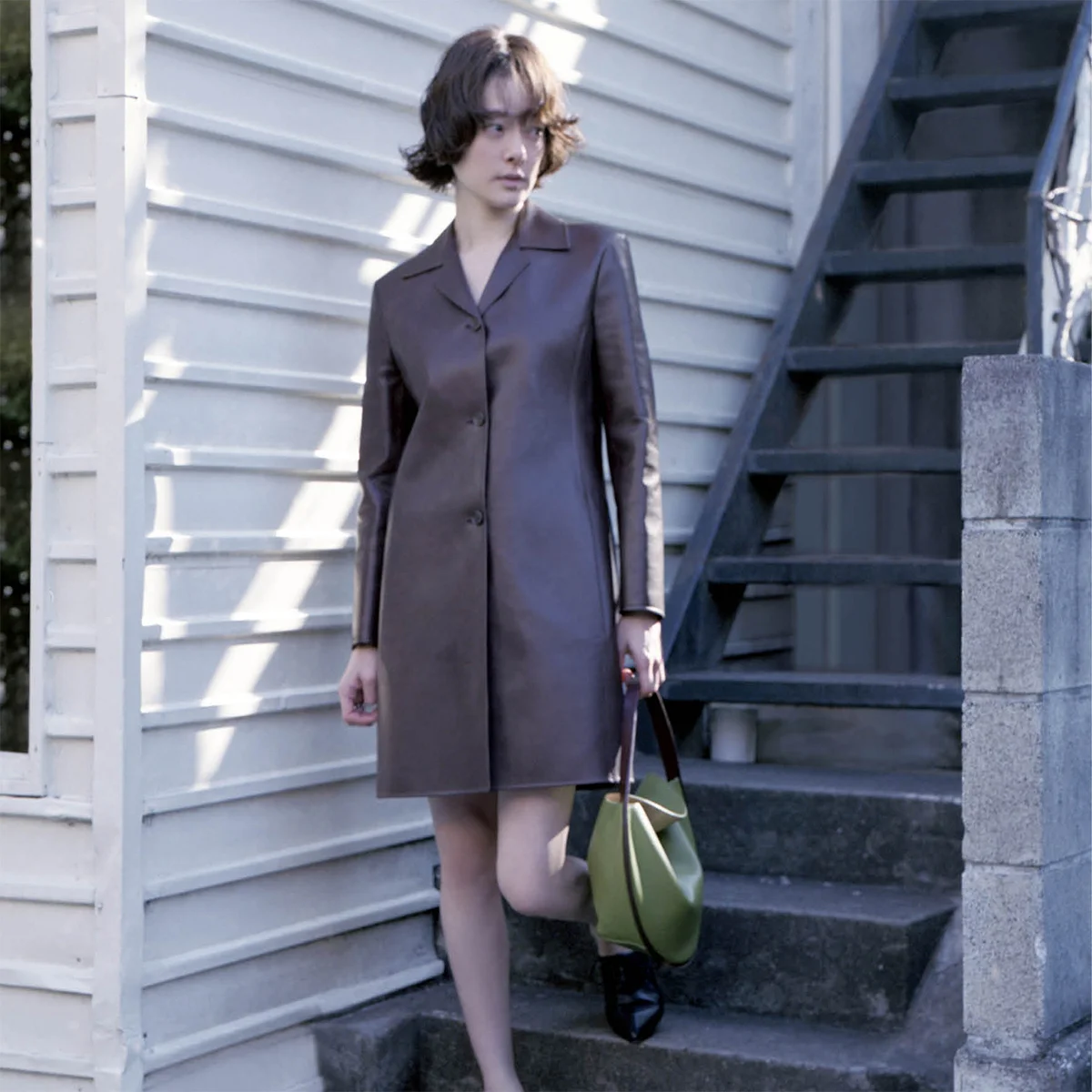 市川実日子がまとう新生ジル サンダー