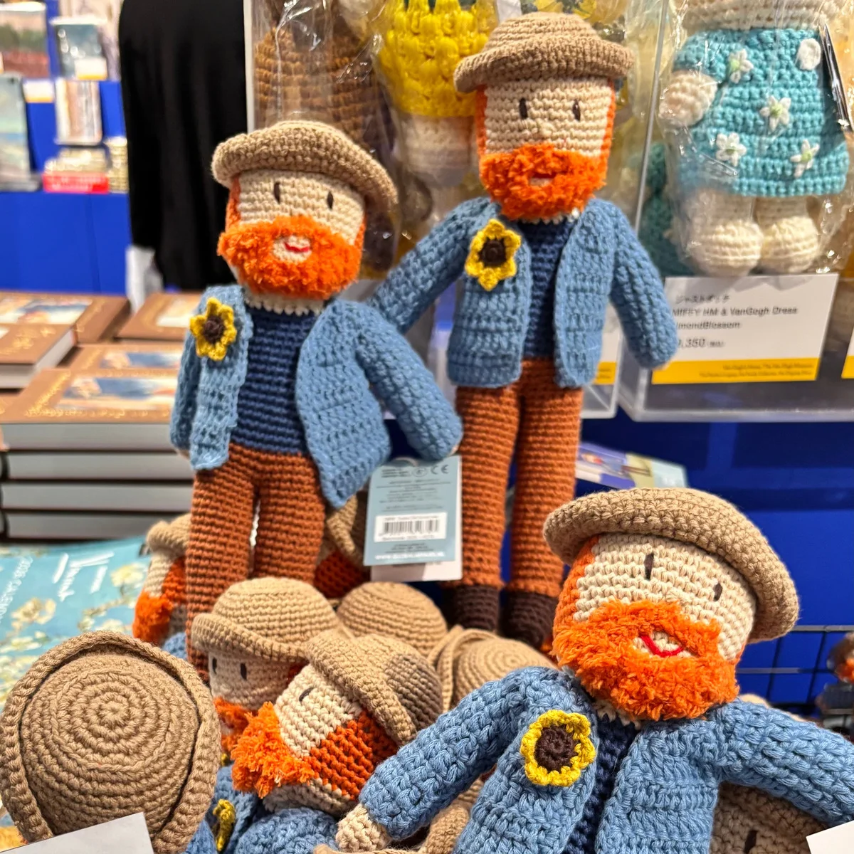 【ゴッホ展】グッズ紹介＆【「刺繍—針がすくいだす世界」展】に注目！　秋の東京都美術館は今が見頃