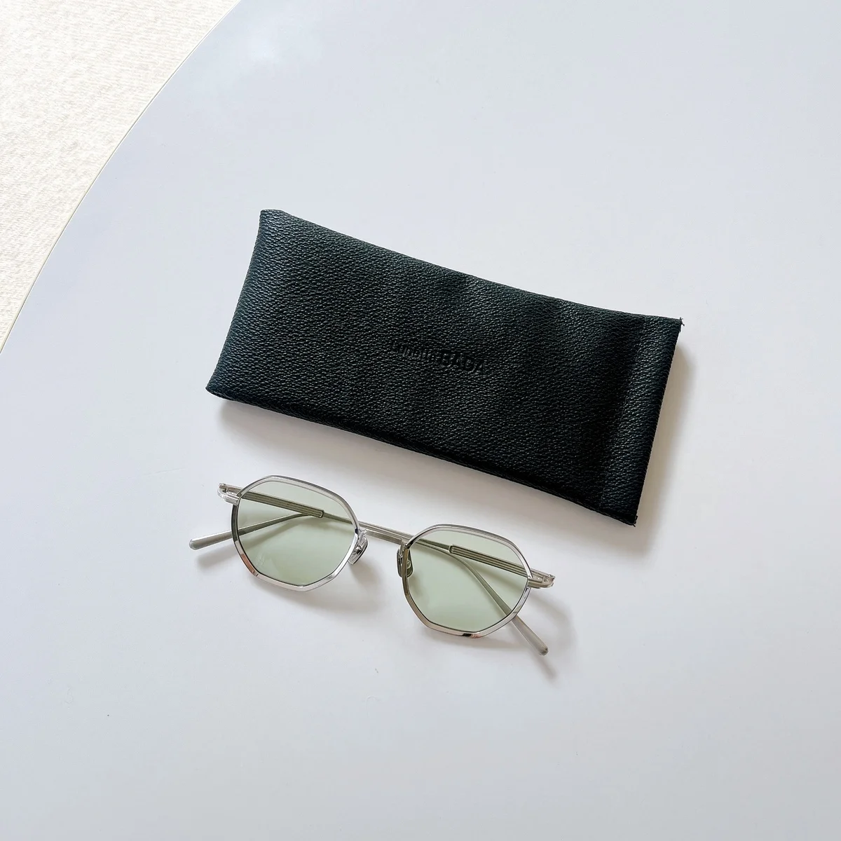 ジュエリーのような 【Lunetta BADA（ルネッタバダ）】のアイウェア