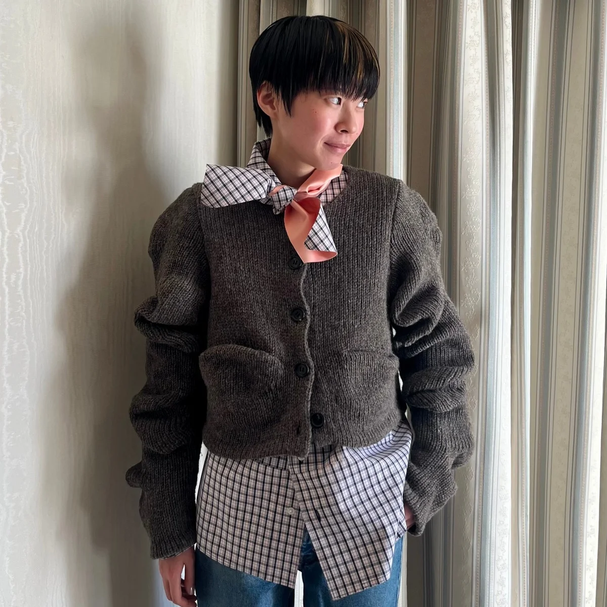 各所で話題！ 【ピリングス】手編みカーディガンをSPURSHOP別注ブラウンで発売