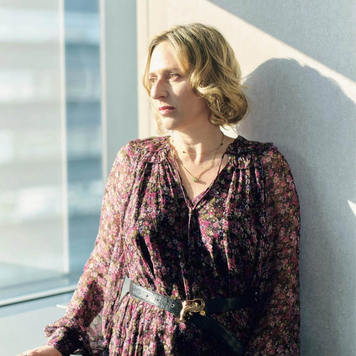 女性を描く監督が見出した、 ウクライナの活動家の真実。映画『OXANA／裸の革命家・オクサナ』