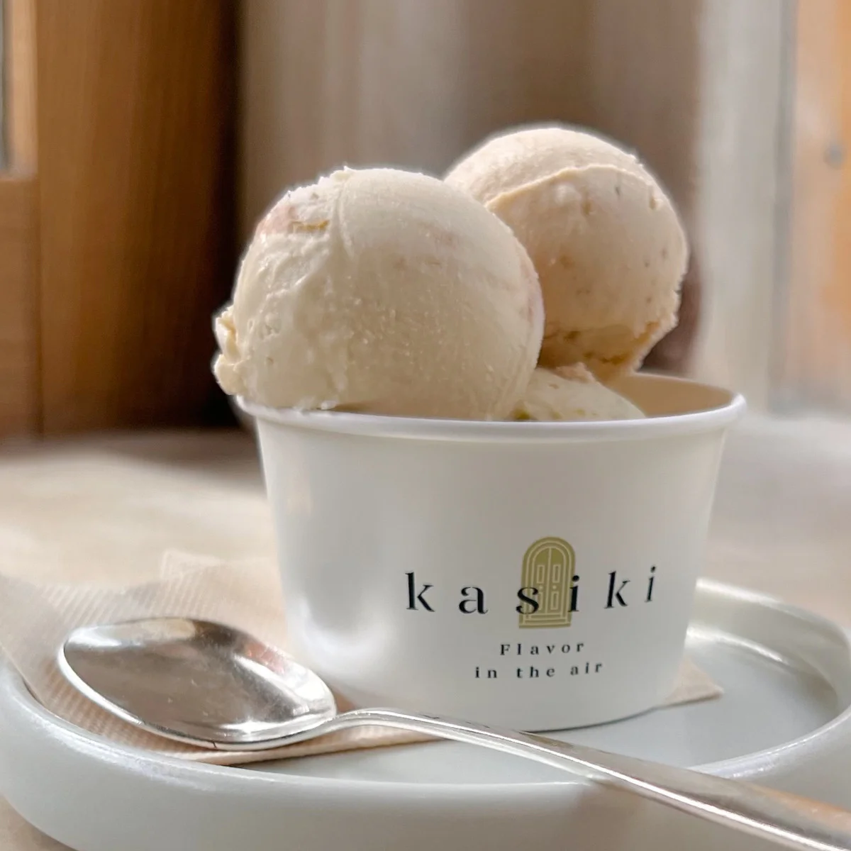 夏の終わりに至福の一口。幡ヶ谷【kasiki】のアイスで味わう驚きのフレーバー