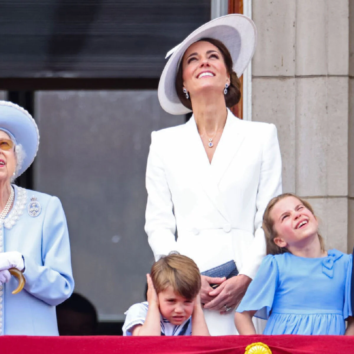 英王室のルイ王子が５歳に！ 「ますますハンサムになった」と話題の近影には母キャサリン妃の姿も