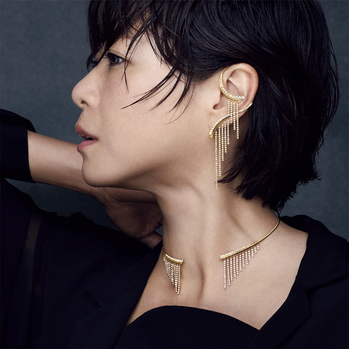 AHKAH　上野樹里がまとうハイクラスな輝き