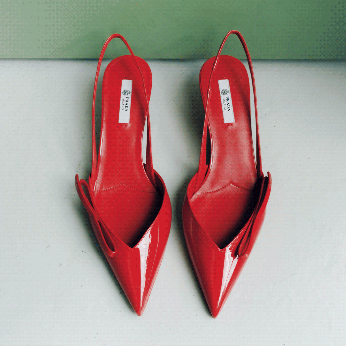 新時代を象徴する【名作シューズ】４選。プラダ、セリーヌetc.