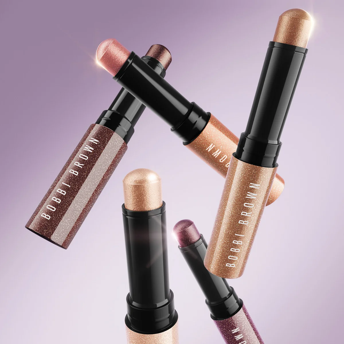まぶたに宿す、新しい輝き。【ボビイ ブラウン】水面に揺らめく光のような新感覚のシャドウスティック