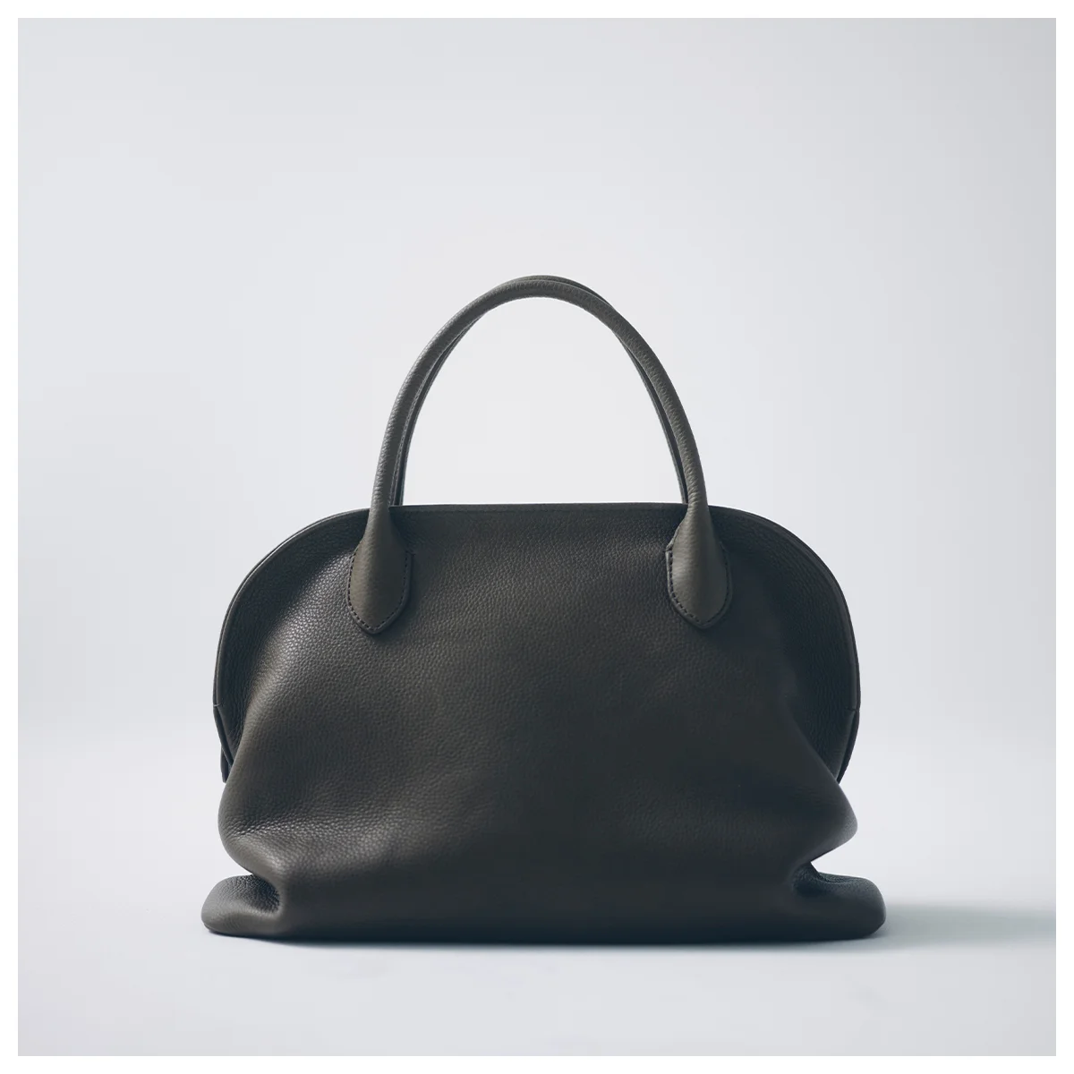 【The Row】2026年新作バッグ4選｜どんな服にも合うミニマルな“一生もの”を厳選