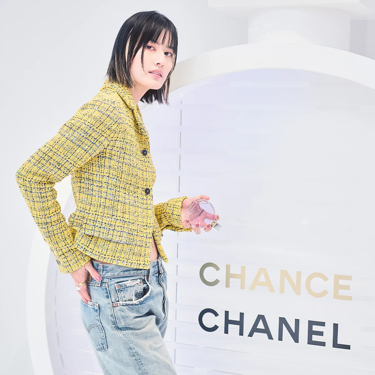 橋本愛が【シャネル】チャンスの期間限定イベントで出合う、新しいフレグランスの楽しみ方