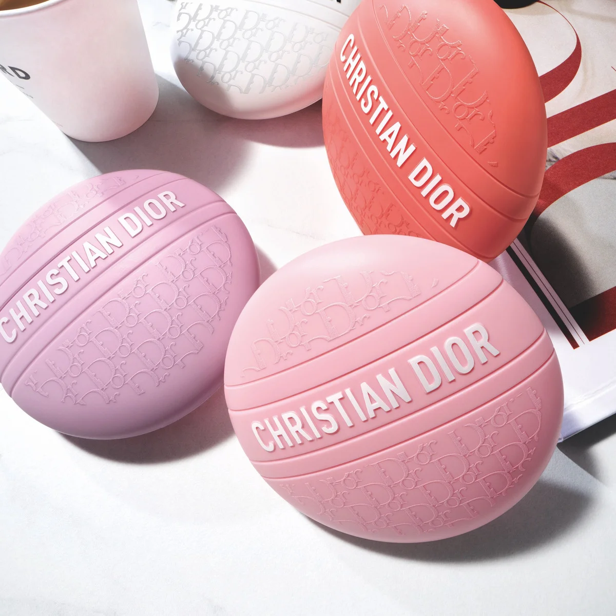 【ディオール】持ち歩きたくなるマルチクリーム、「ル ボーム」が限定デザインに